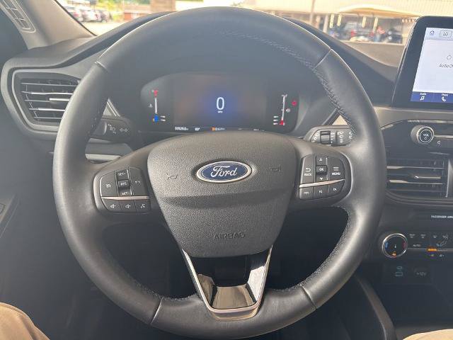 Certified 2023 Ford Escape Active FWD image 12