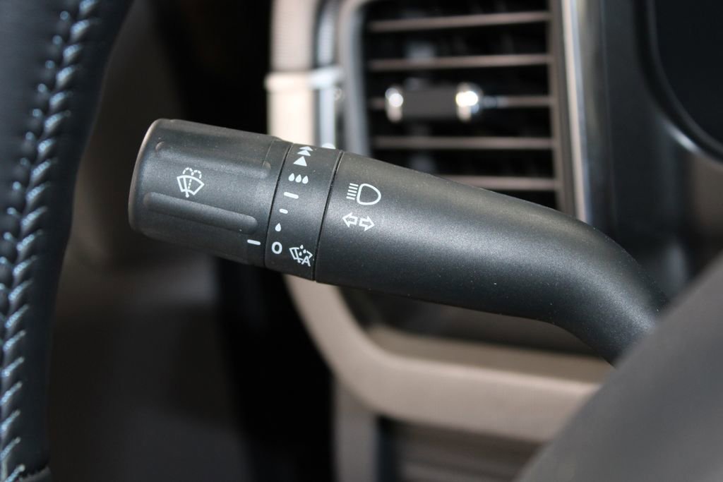 Certified 2025 Ford F350 Platinum image 42