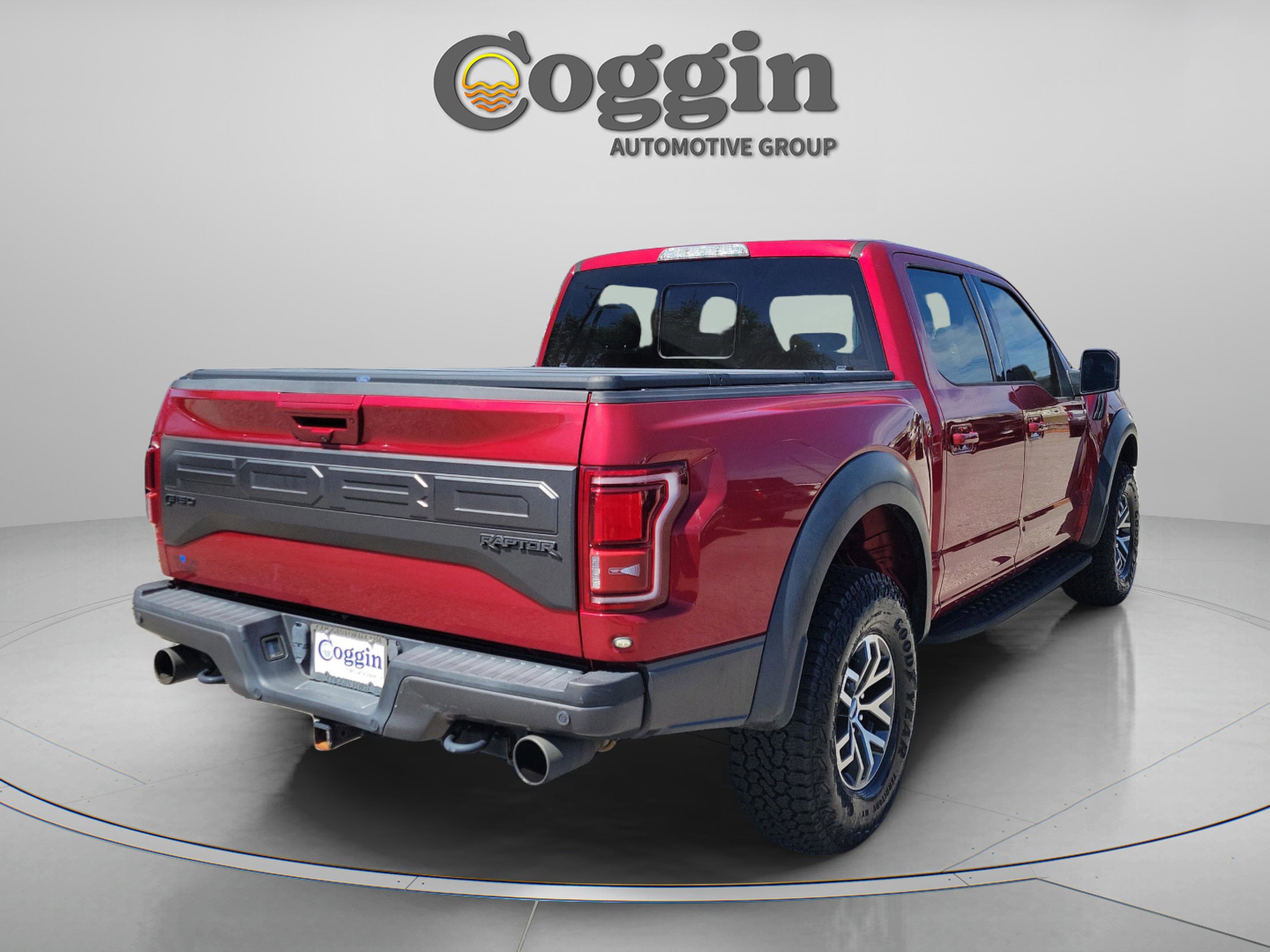 Certified 2018 Ford F150 Raptor w/ Equipment Group 802A Luxury image 3