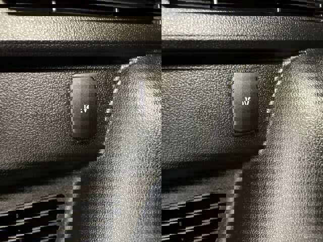 Certified 2022 Ford Escape SE w/ Cold Weather Package image 35