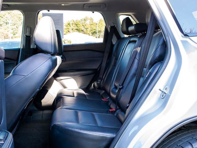 Used 2022 Nissan Rogue SV w/ SV Premium Package image 16