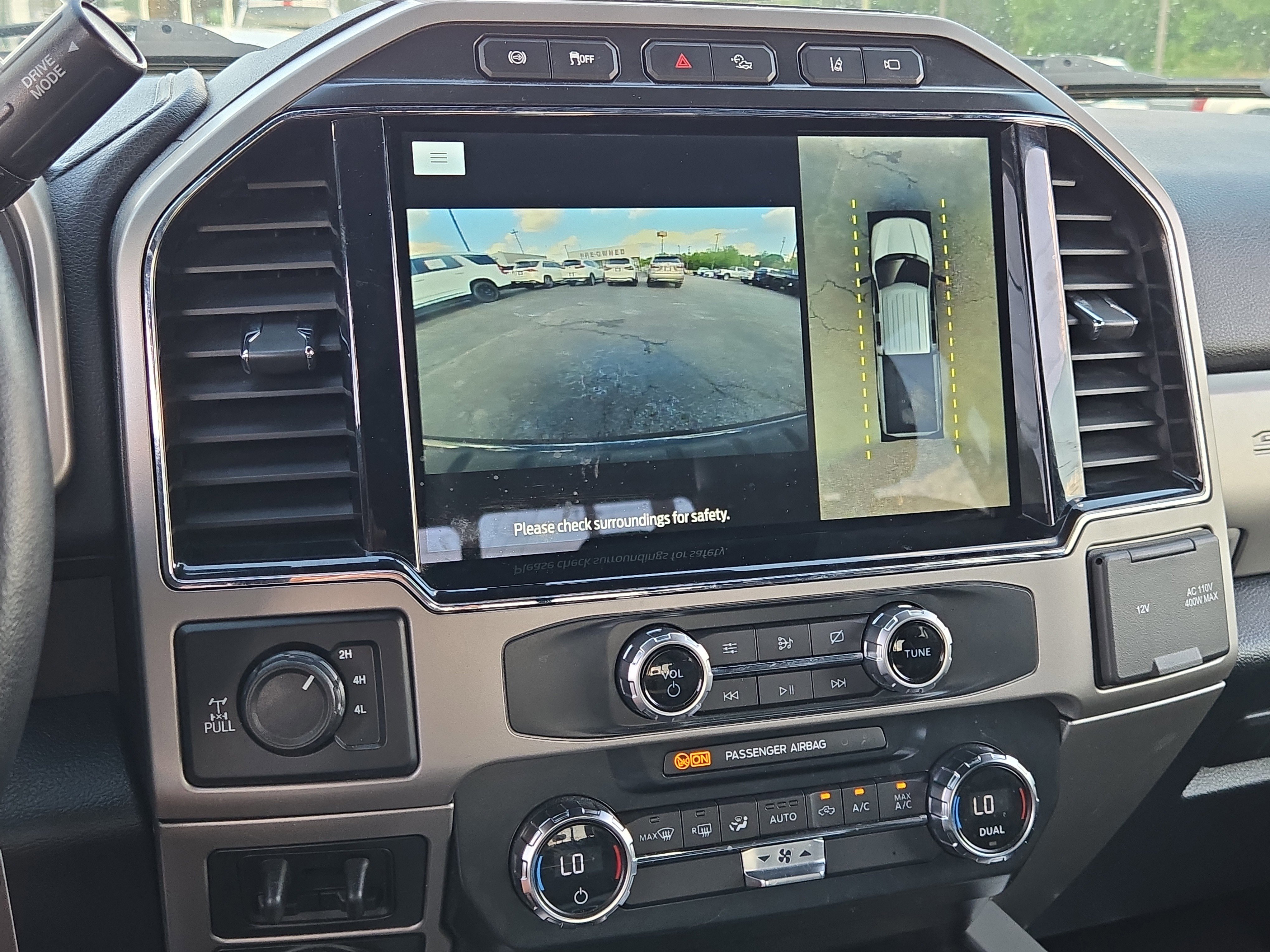 Certified 2022 Ford F350 Lariat w/ Tremor Off-Road Package image 30