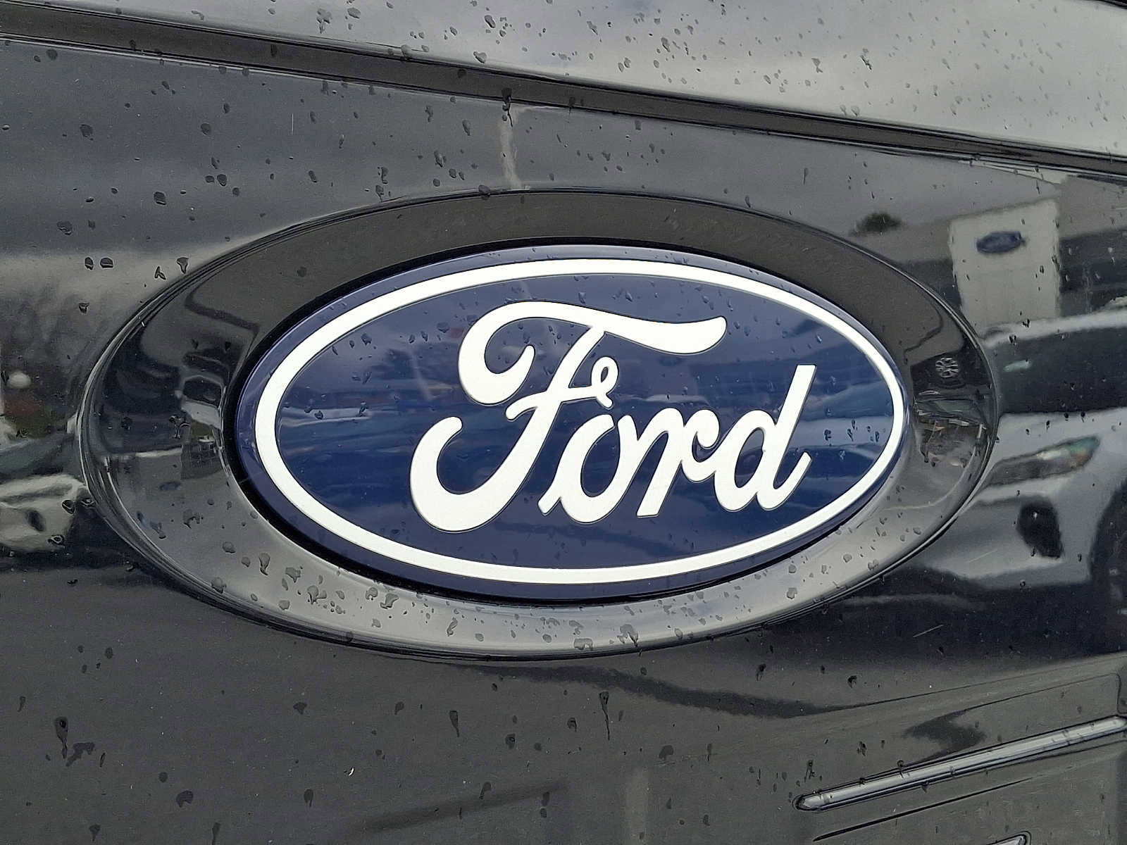 Certified 2024 Ford F150 XLT w/ Mobile Office Package image 29