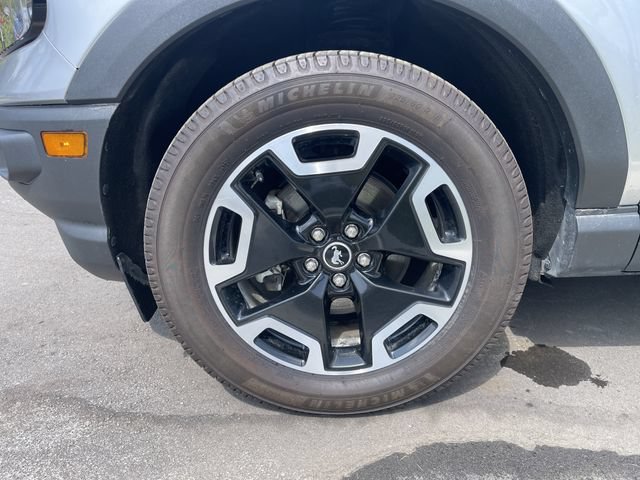 Certified 2022 Ford Bronco Sport Outer Banks w/ Tech Package AWD/4WD image 10