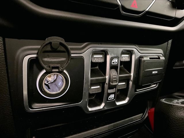 Used 2019 Jeep Wrangler Unlimited Sport S AWD/4WD image 31
