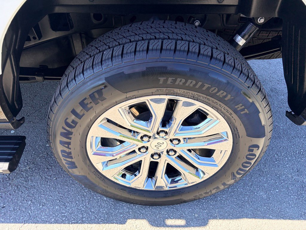 Certified 2024 Ford F150 King Ranch w/ FX4 Off-Road Package AWD/4WD image 39