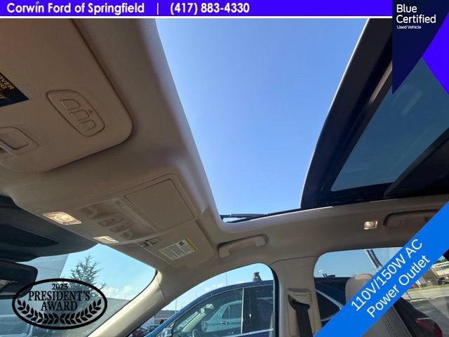 Certified 2020 Ford Escape Titanium w/ Titanium Premium Package 2.0 AWD/4WD image 16