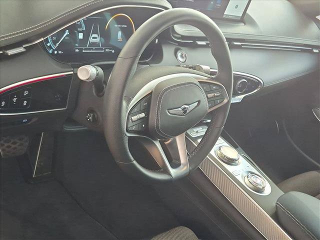 Used 2024 Genesis GV70 2.5T w/ Sport Prestige Package AWD/4WD image 9