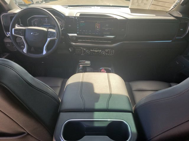 Used 2024 Chevrolet Silverado 1500 RST AWD/4WD image 21