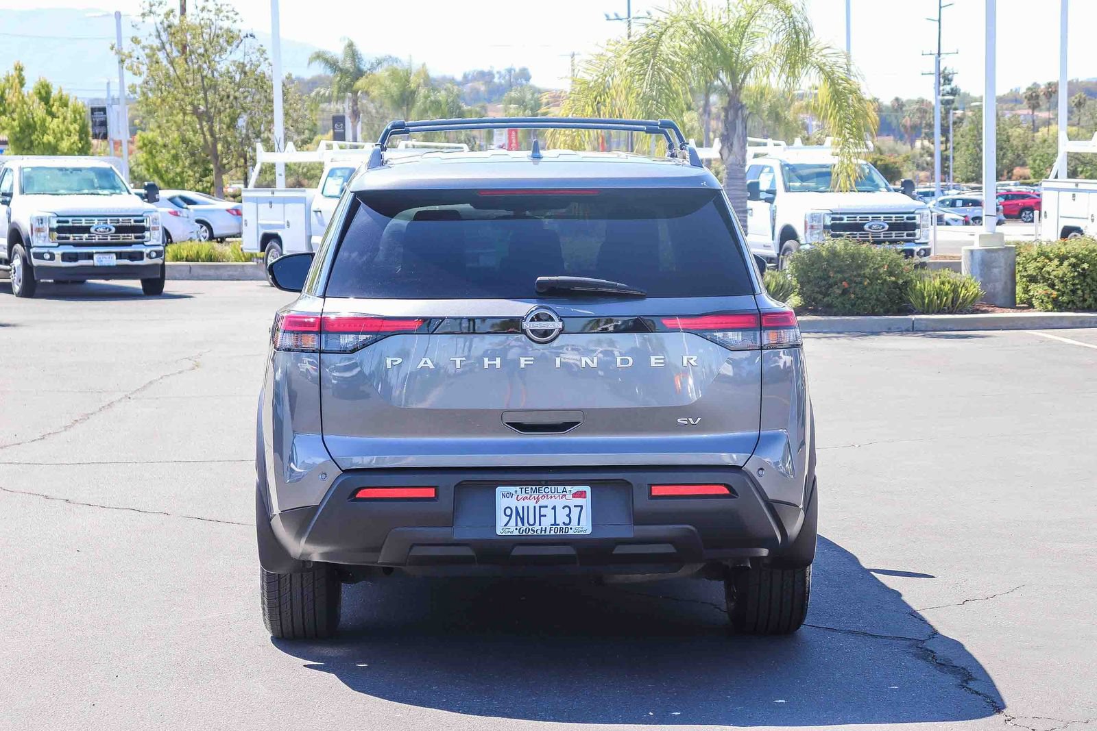 Used 2024 Nissan Pathfinder SV FWD image 5