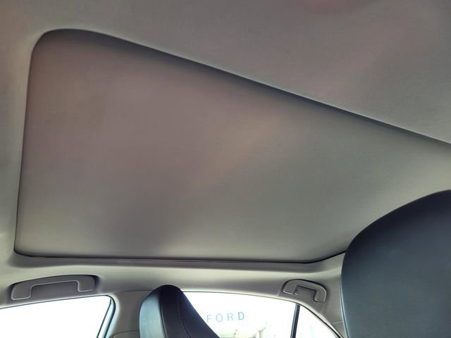 Used 2023 Toyota Camry XLE FWD image 12