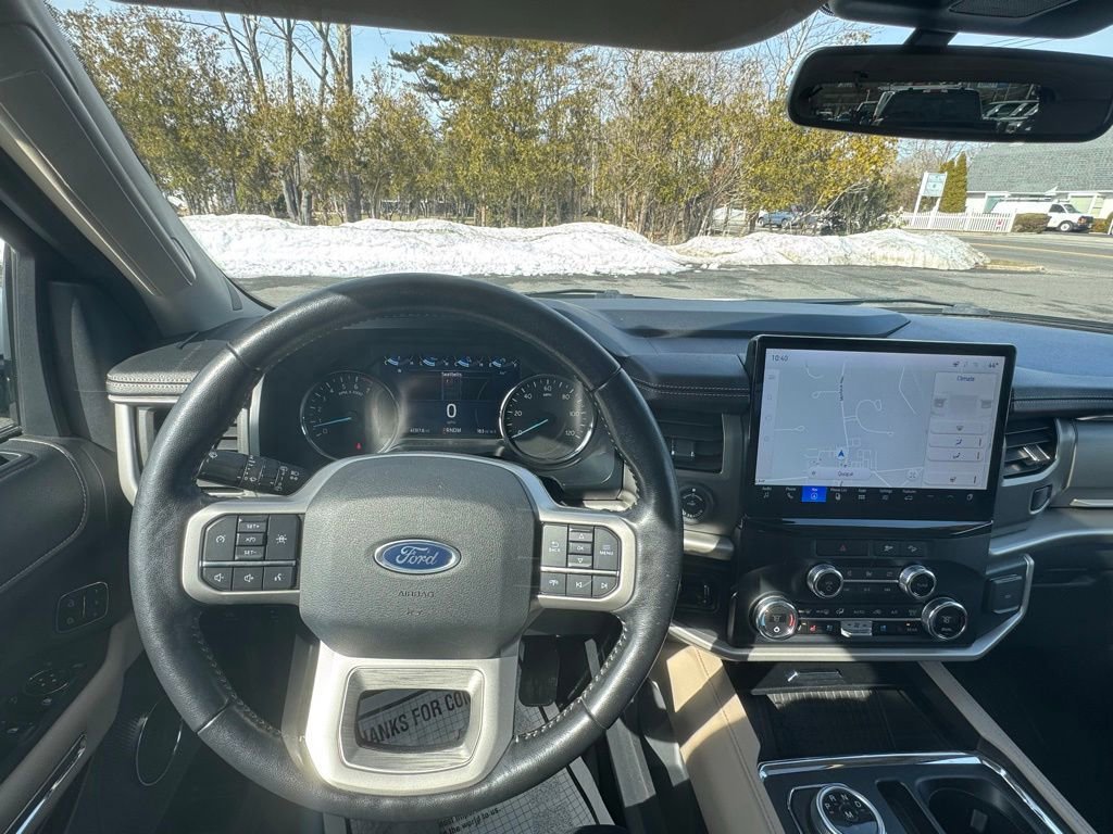 Certified 2023 Ford Expedition XLT image 18