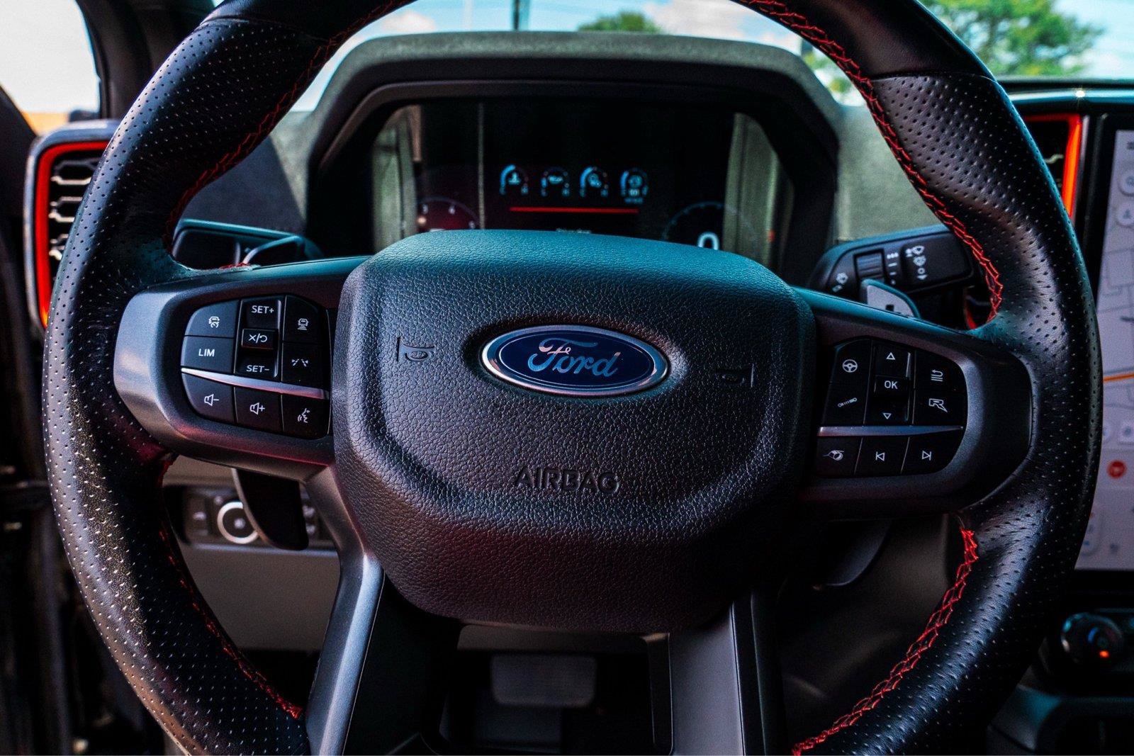 Certified 2024 Ford Ranger Raptor AWD/4WD image 11