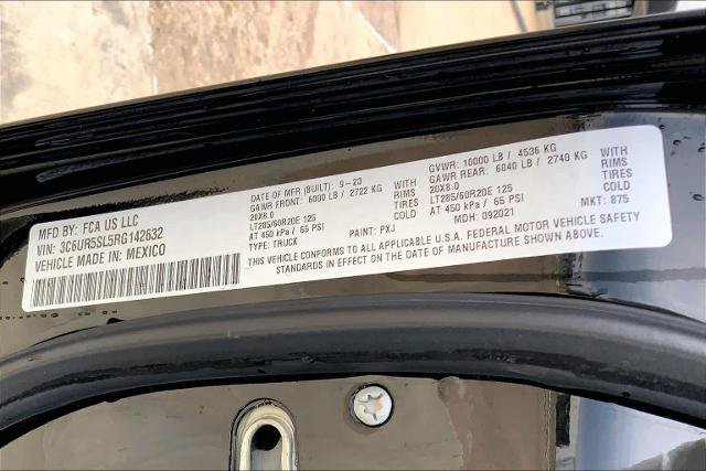 Used 2024 RAM 2500 Limited AWD/4WD image 35