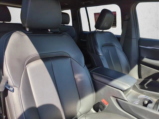 Used 2024 Jeep Grand Cherokee Limited w/ Trailer Tow Package AWD/4WD image 26