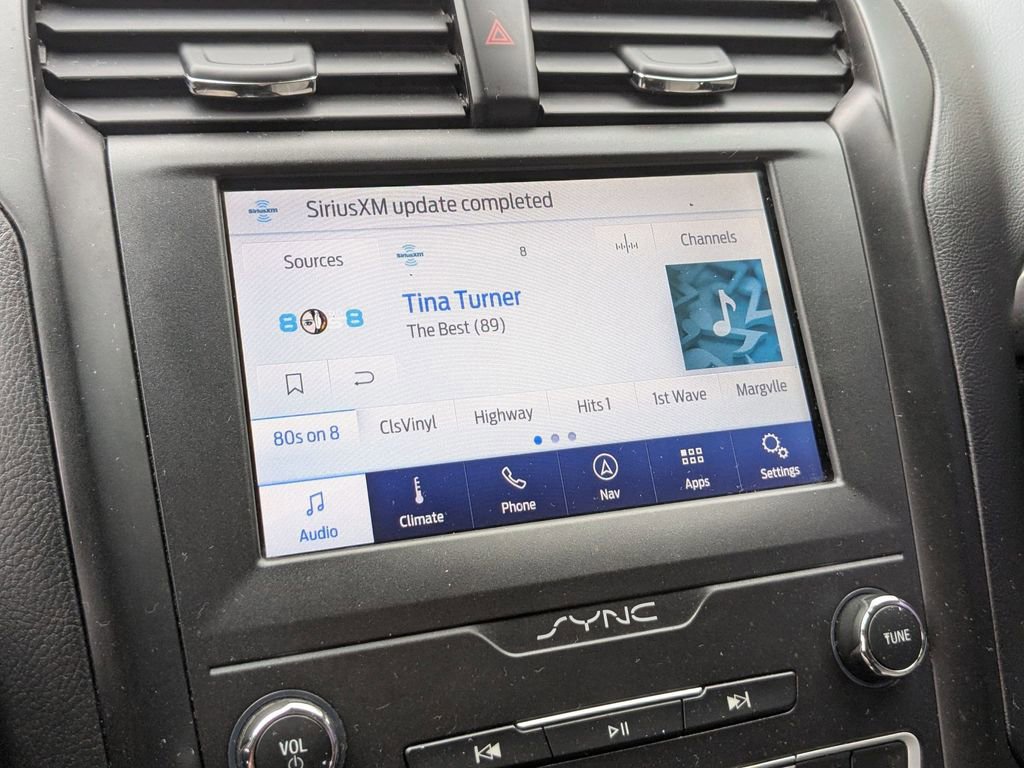 Certified 2019 Ford Fusion SE w/ Equipment Group 151A image 20