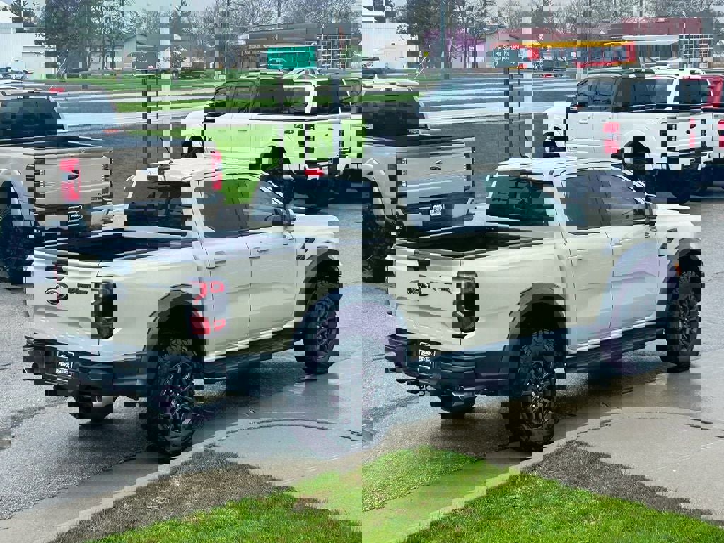 Certified 2025 Ford Ranger Raptor AWD/4WD image 3