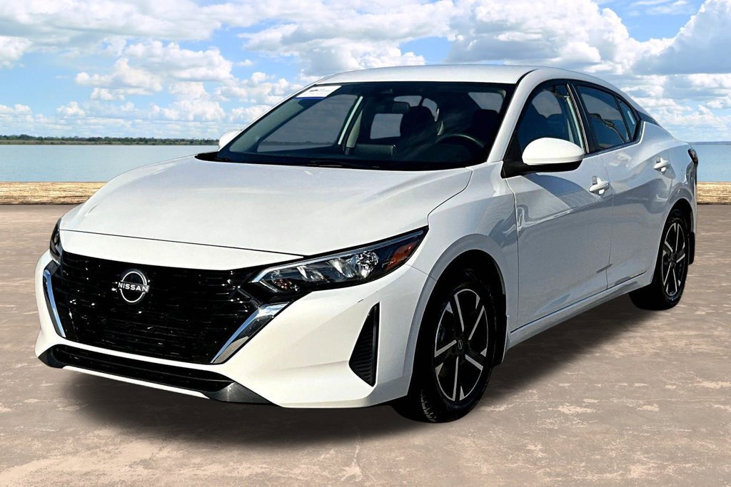 Used 2025 Nissan Sentra SV FWD image 4