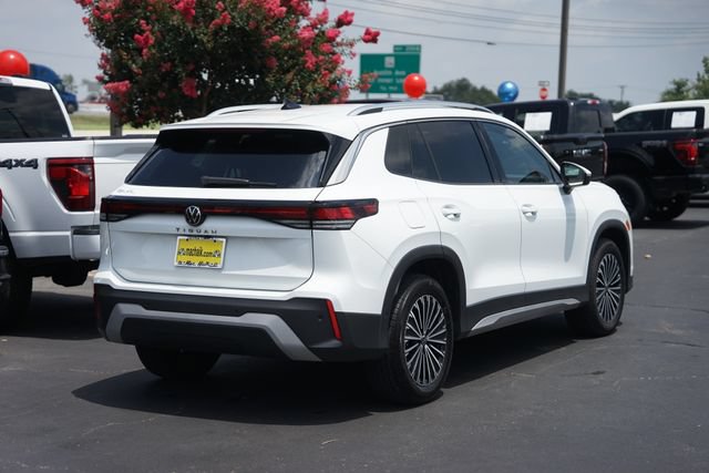 Used 2025 Volkswagen Tiguan S FWD image 6