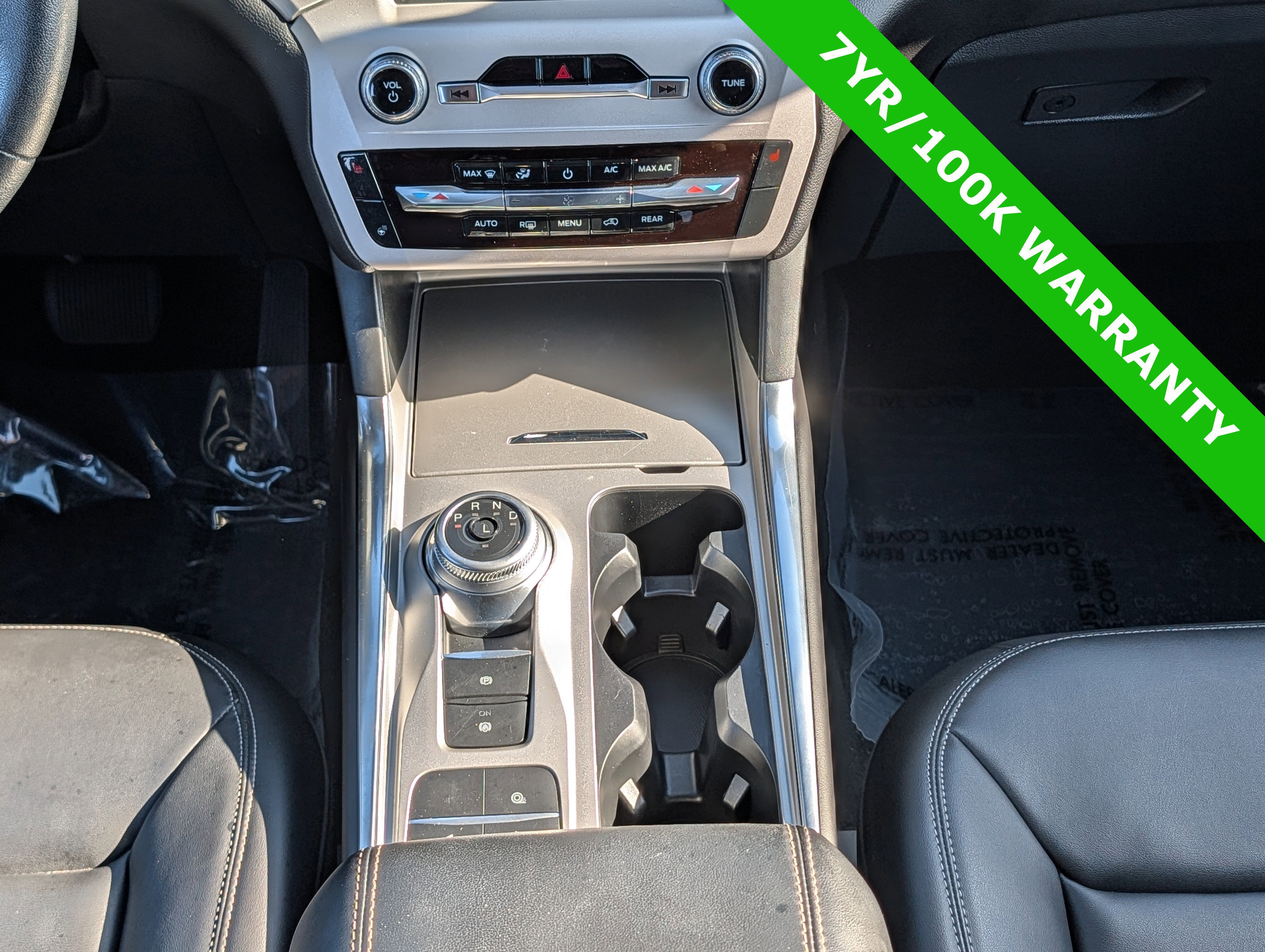 Certified 2023 Ford Explorer XLT w/ Equipment Group 202A RWD image 21