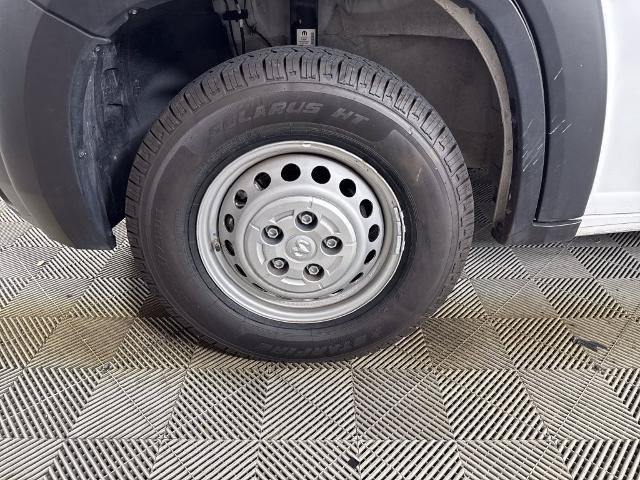 Used 2025 RAM ProMaster 2500 w/ Convenience Group FWD image 13