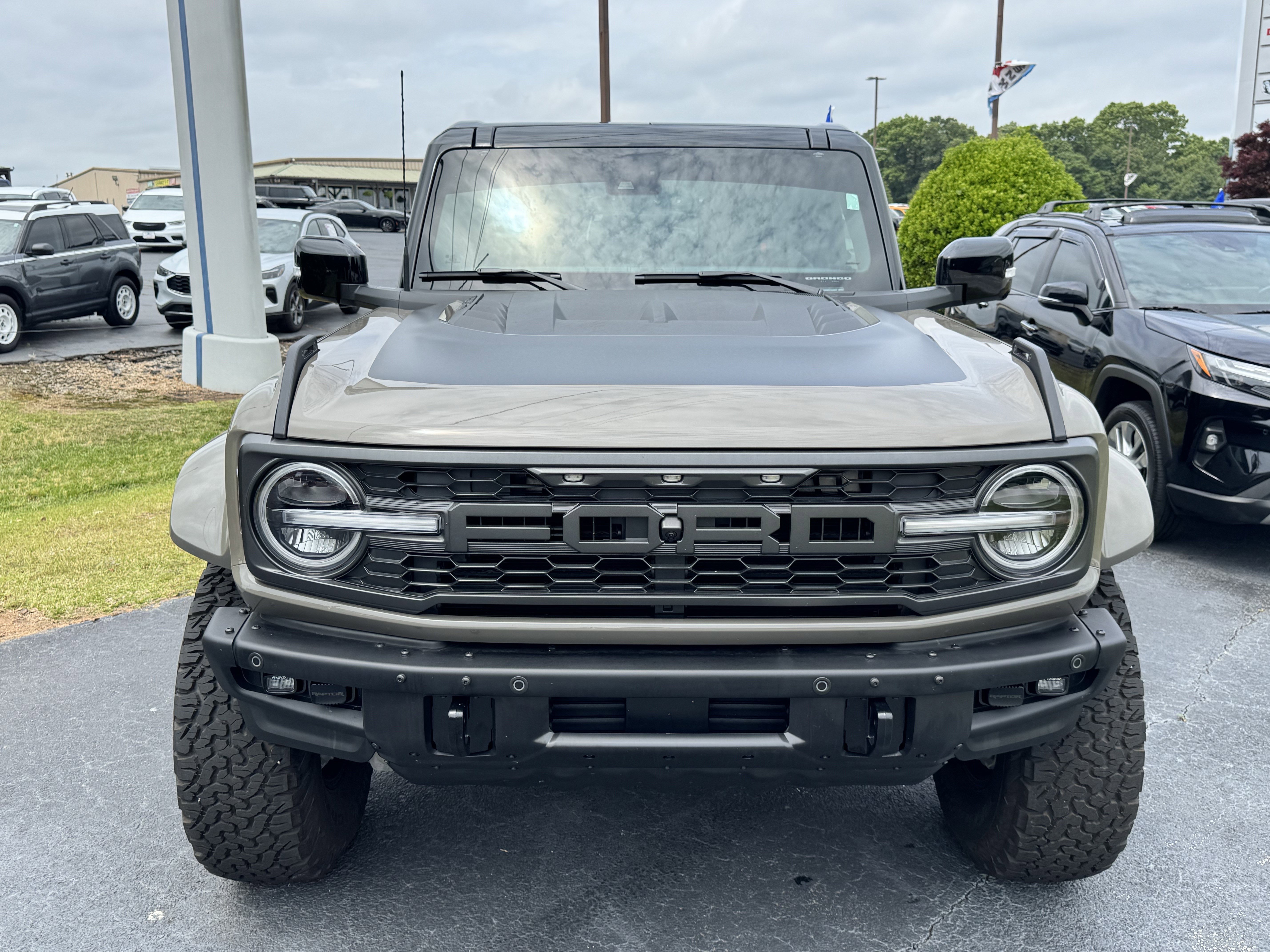 Certified 2025 Ford Bronco Raptor AWD/4WD image 3