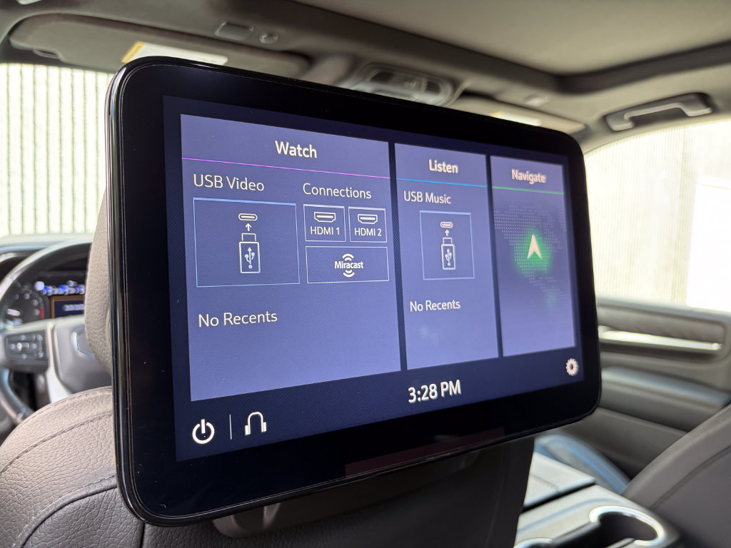 Used 2021 GMC Yukon Denali w/ Denali Premium Package AWD/4WD image 58