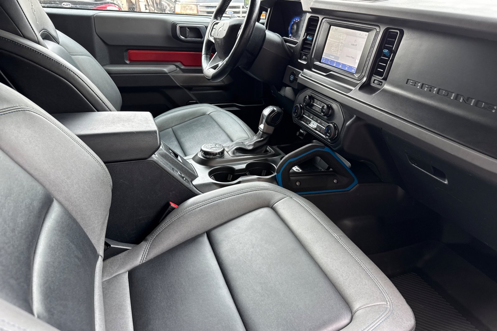 Certified 2022 Ford Bronco Black Diamond w/ Sasquatch Package AWD/4WD image 16