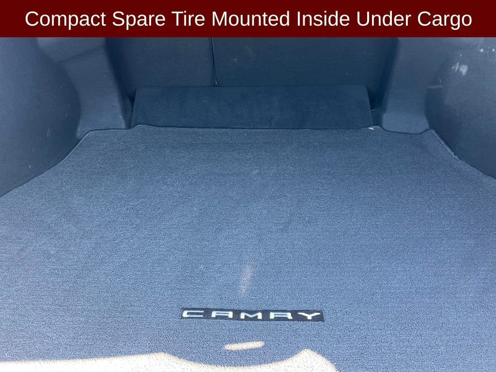 Used 2018 Toyota Camry SE w/ Convenience Package FWD image 21