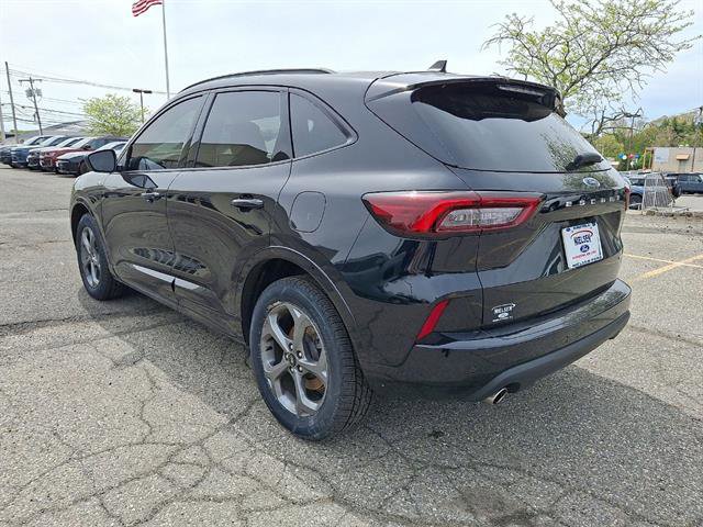 Certified 2023 Ford Escape ST-Line w/ Tech Pack #1 AWD/4WD image 28