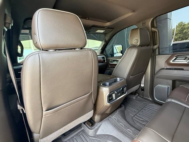 Used 2025 GMC Sierra 2500 Denali w/ Technology Package AWD/4WD image 16