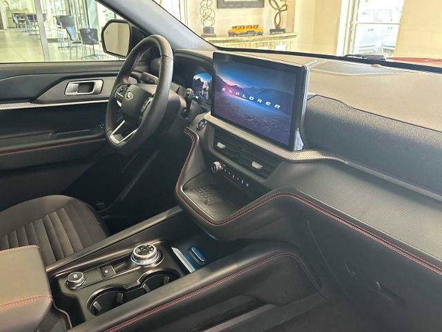Certified 2025 Ford Explorer ST-Line w/ Premium Package AWD/4WD image 34