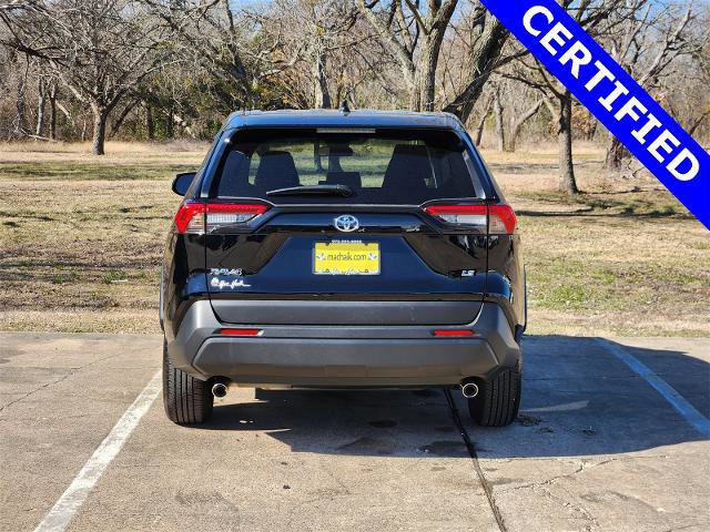 Used 2025 Toyota RAV4 LE image 3
