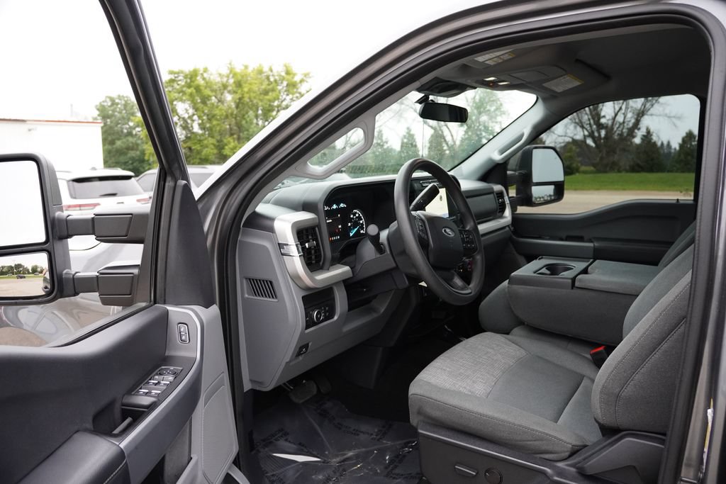 Certified 2024 Ford F350 XLT AWD/4WD image 15