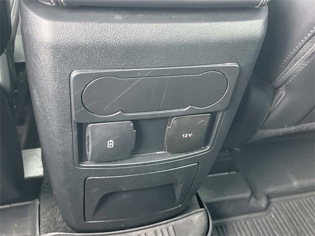 Certified 2022 Ford Explorer XLT w/ Equipment Group 202A image 18