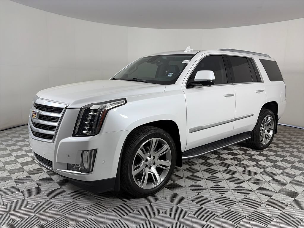 Used 2019 Cadillac Escalade Luxury AWD/4WD image 3