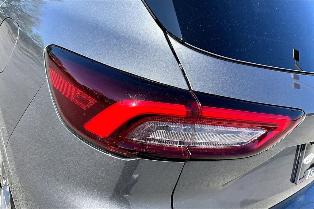 Certified 2023 Ford Escape ST-Line w/ Tech Pack #1 AWD/4WD image 29