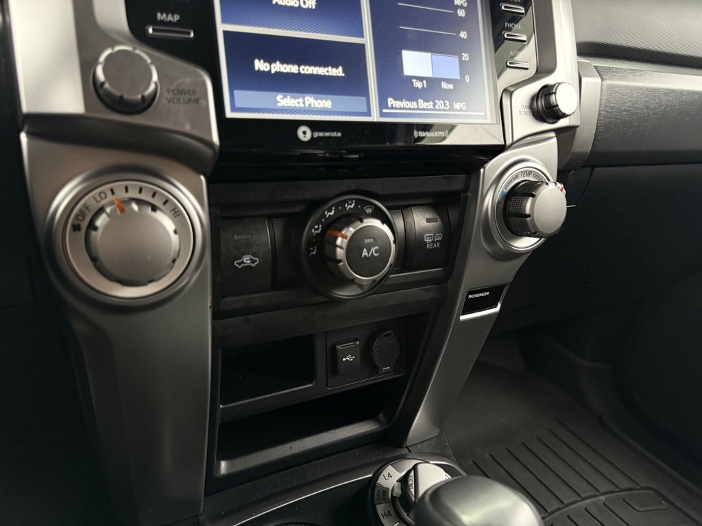 Used 2024 Toyota 4Runner SR5 image 18