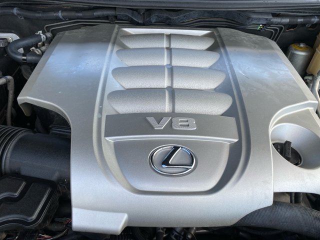 Used 2017 Lexus LX 570 4WD w/ Luxury Package image 19