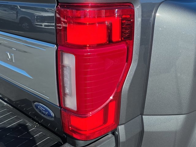 Certified 2022 Ford F450 Platinum w/ FX4 Off-Road Package image 30