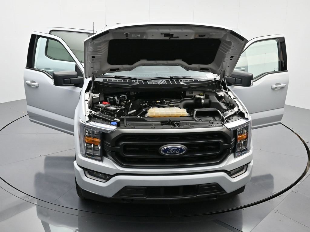 Certified 2022 Ford F150 XLT w/ Equipment Group 302A High image 44