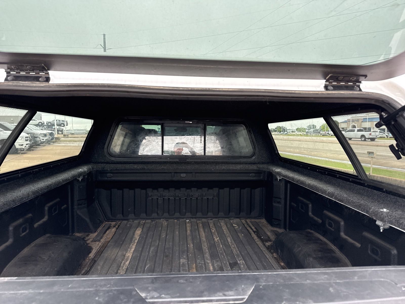 Used 2024 GMC Sierra 2500 Denali Ultimate AWD/4WD image 10