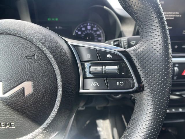 Used 2023 Kia Forte GT-Line image 18