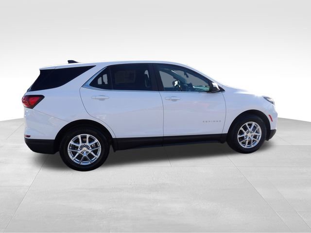 Used 2022 Chevrolet Equinox LT w/ Driver Convenience Package image 8
