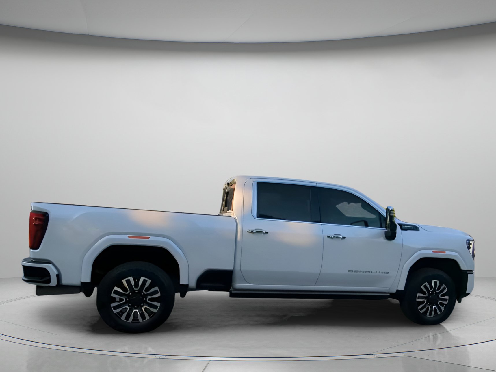 Used 2024 GMC Sierra 2500 Denali Ultimate AWD/4WD image 31