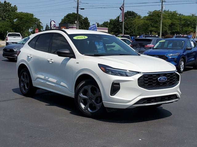 Certified 2024 Ford Escape ST-Line w/ Tech Pack #1 AWD/4WD image 33