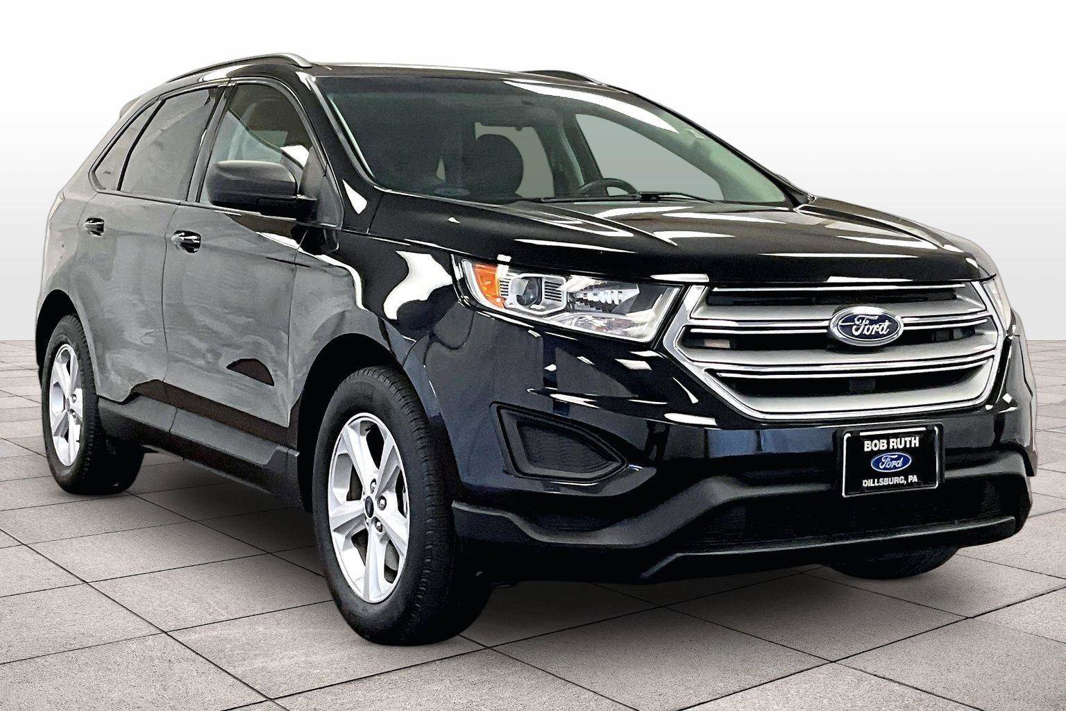 Certified 2018 Ford Edge SE image 2