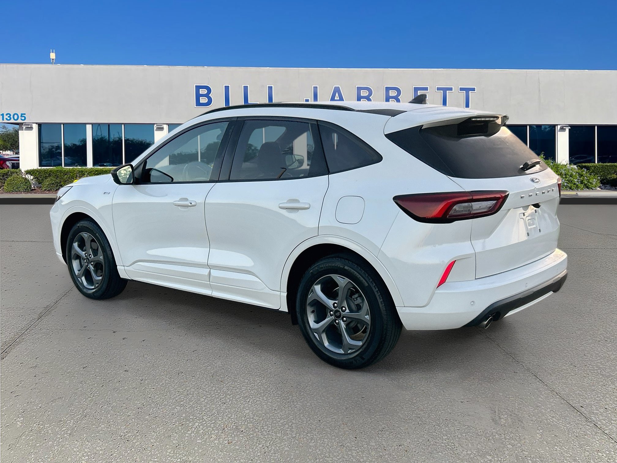 Certified 2023 Ford Escape ST-Line w/ Tech Pack #1 FWD image 5