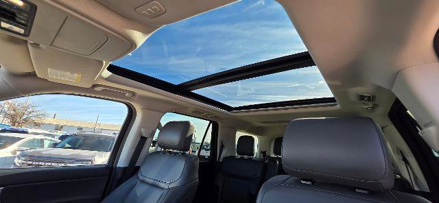 Certified 2025 Ford Expedition Active AWD/4WD image 14