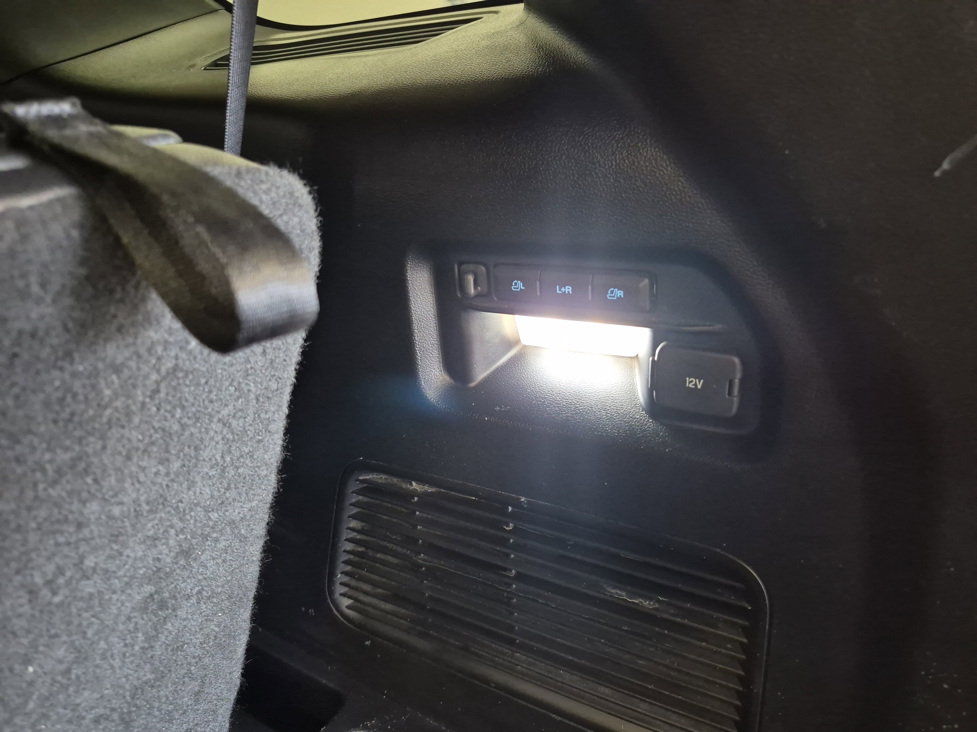 Certified 2021 Ford Explorer ST w/ Equipment Group 401A image 20